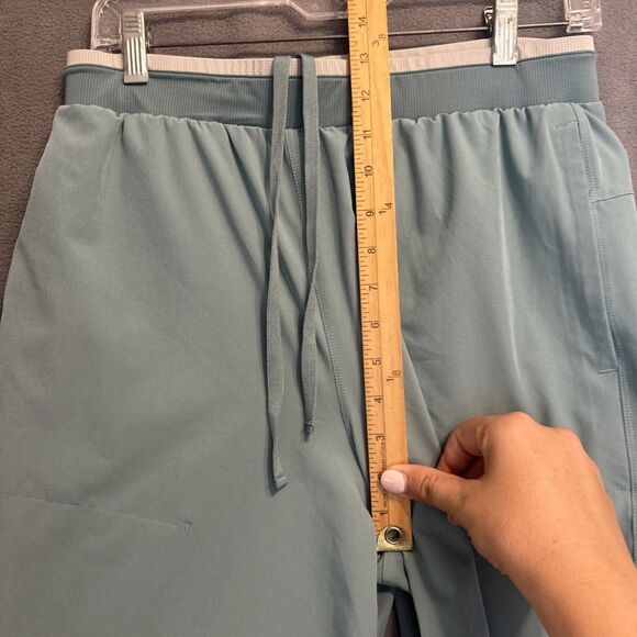 Fabletics Fundamental Shorts Unlined Athletic 7" Inseam Mens Size M Arctic Wave - Picture 10 of 14